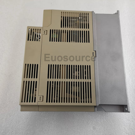 SGDB-05VN Yaskawa Servo Drive Compact industrial