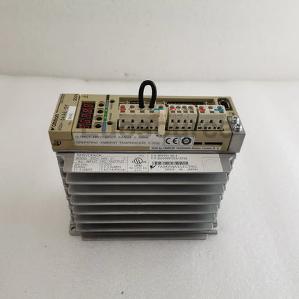 SGDH-04AE-OY Yaskawa Servo Drive Compact industrial