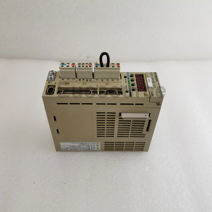 SGDH-04AE-OY Yaskawa Servo Drive Compact industrial