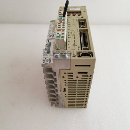 SGDH-04AE Yaskawa Servo Drive For industrial