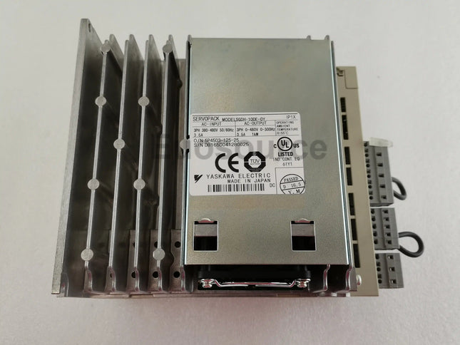 SGDH-10DE-OY Yaskawa Servo Drive Compact industrial