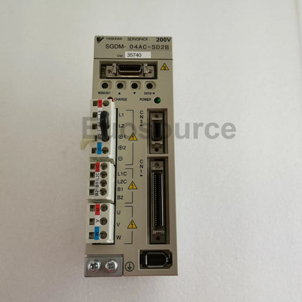 SGDM-04AC-SD2B Yaskawa Servo Drive Compact industrial