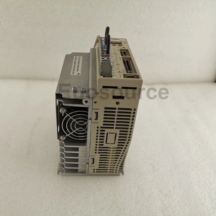 SGDM-15ADA-V Yaskawa Servo Drive Industrial Applications