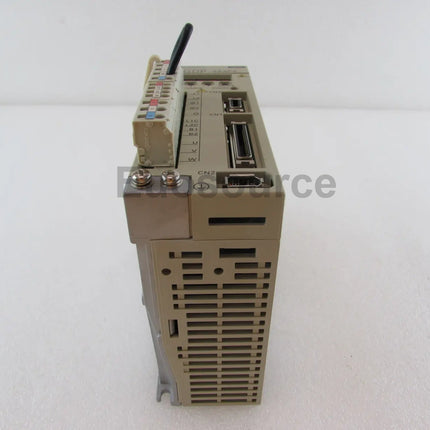 SGDP-A5APA Yaskawa Servo Drive Compact industrial