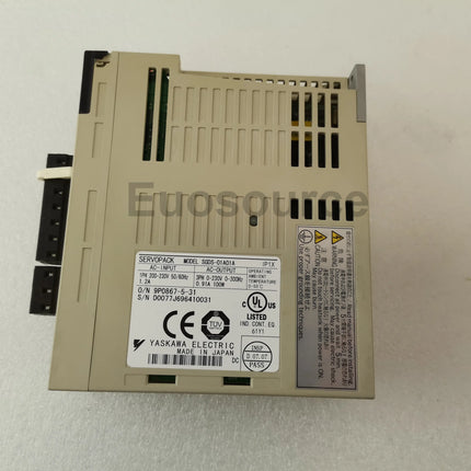 SGDS-01A01A Yaskawa Servo Drive Analog control
