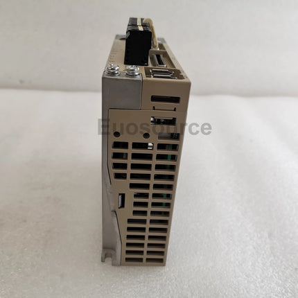 SGDS-02A02A Yaskawa Servo Drive For networked motion