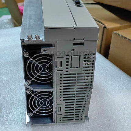 SGDV-120DE1A Yaskawa Servo Drive For networked motion