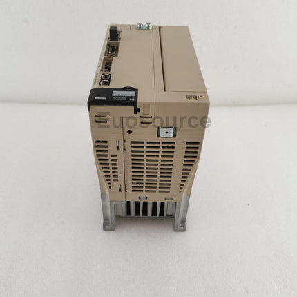 SGDV-180A21A Yaskawa Servo Drive Compact industrial
