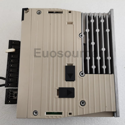 SGDV-1R6A11A Yaskawa Servo Drive EtherCAT Analog control