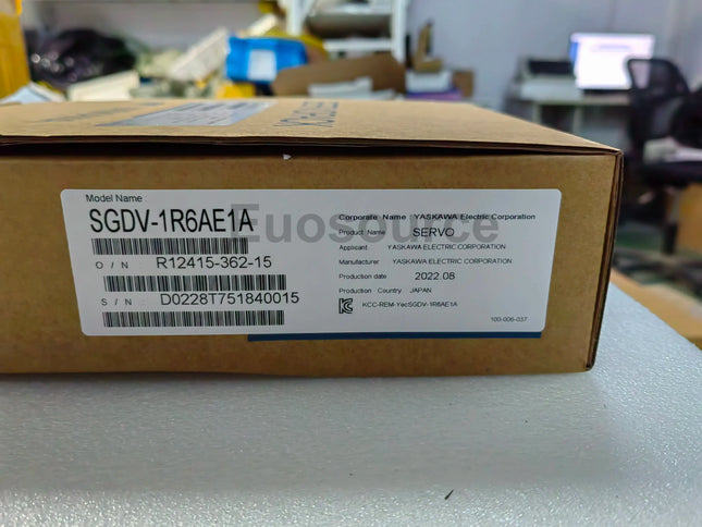 SGDV-1R6AE1A Yaskawa Servo Drive Compact industrial