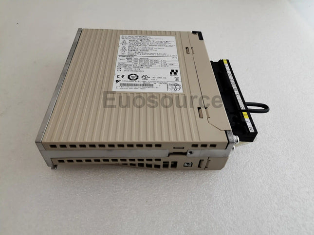 SGDV-R90A11B Yaskawa Servo Drive Compact industrial