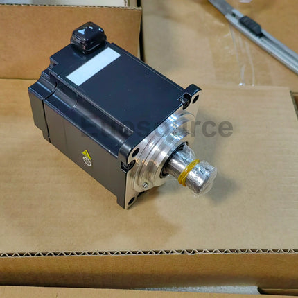 SGM7A-08A7A2S Yaskawa Servo Motor Sigma 7 Servo