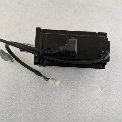SGM7J-08A7C6E Yaskawa Servo Motor Sigma 7 Servo