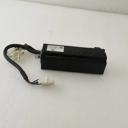SGMAV-01ANA-YR15 Yaskawa Servo Motor High Precision
