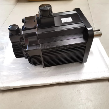 SGMG-44V2AAC Yaskawa Servo Motor Sigma Series