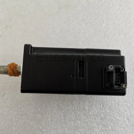 SGMJV-01AAA21 Yaskawa Servo Motor High Precision