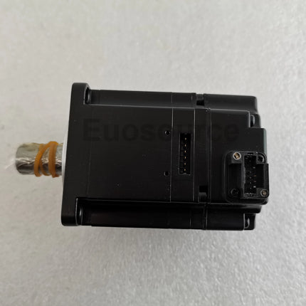 SGMJV-02AAA21 Yaskawa Servo Motor Absolute Encoder