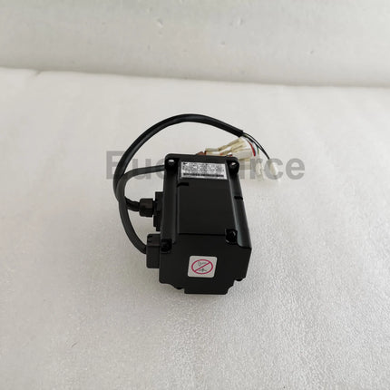SGMPH-01A2A-YR12 Yaskawa Servo Motor AC Servo