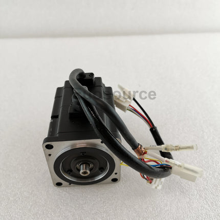 SGMPH-01A2A-YR13 Yaskawa Servo Motor Absolute Encoder