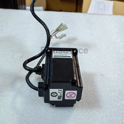 SGMPH-01A2A-YR21 Yaskawa Servo Motor High Precision