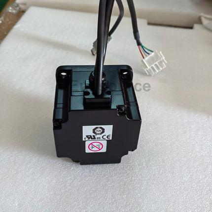 SGMPH-02DAA-YG12 Yaskawa Servo Motor Absolute Encoder