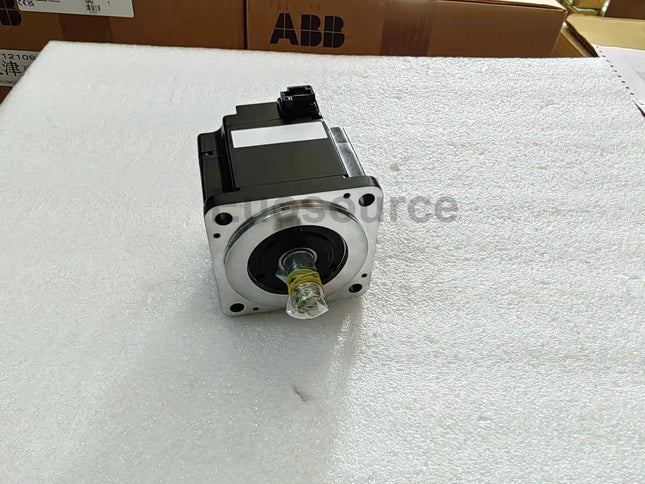 SGMPS-04ACA21-E Yaskawa Servo Motor AC Servo