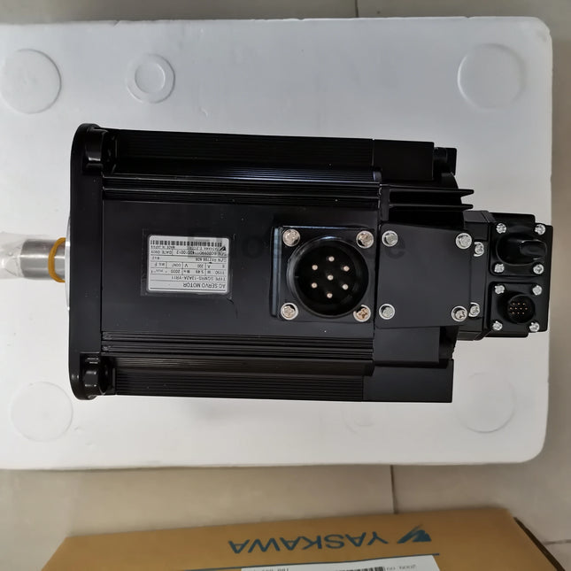 SGMRS-13A2A-YR11 Yaskawa Servo Motor High Precision
