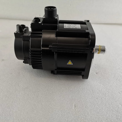 SGMRV-13ANA-YR11 Yaskawa Servo Motor High Precision
