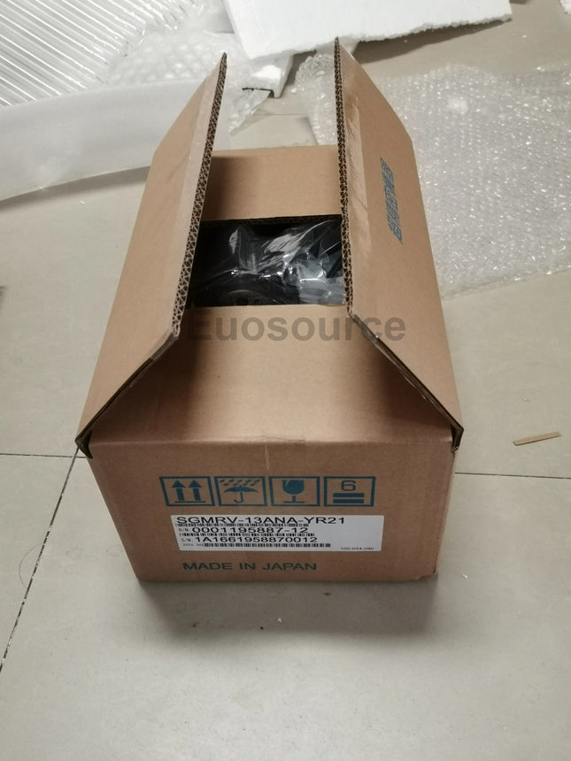 SGMRV-13ANA-YR21 Yaskawa Servo Motor AC Servo