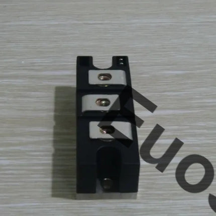 TD140N18KOF Infineon Thyristor Module