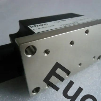 TT70N22KOF Infineon Thyristor Module